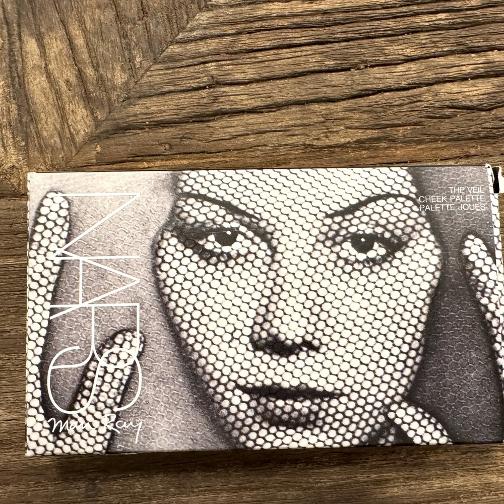 Nars THE VEIL Cheek Palette